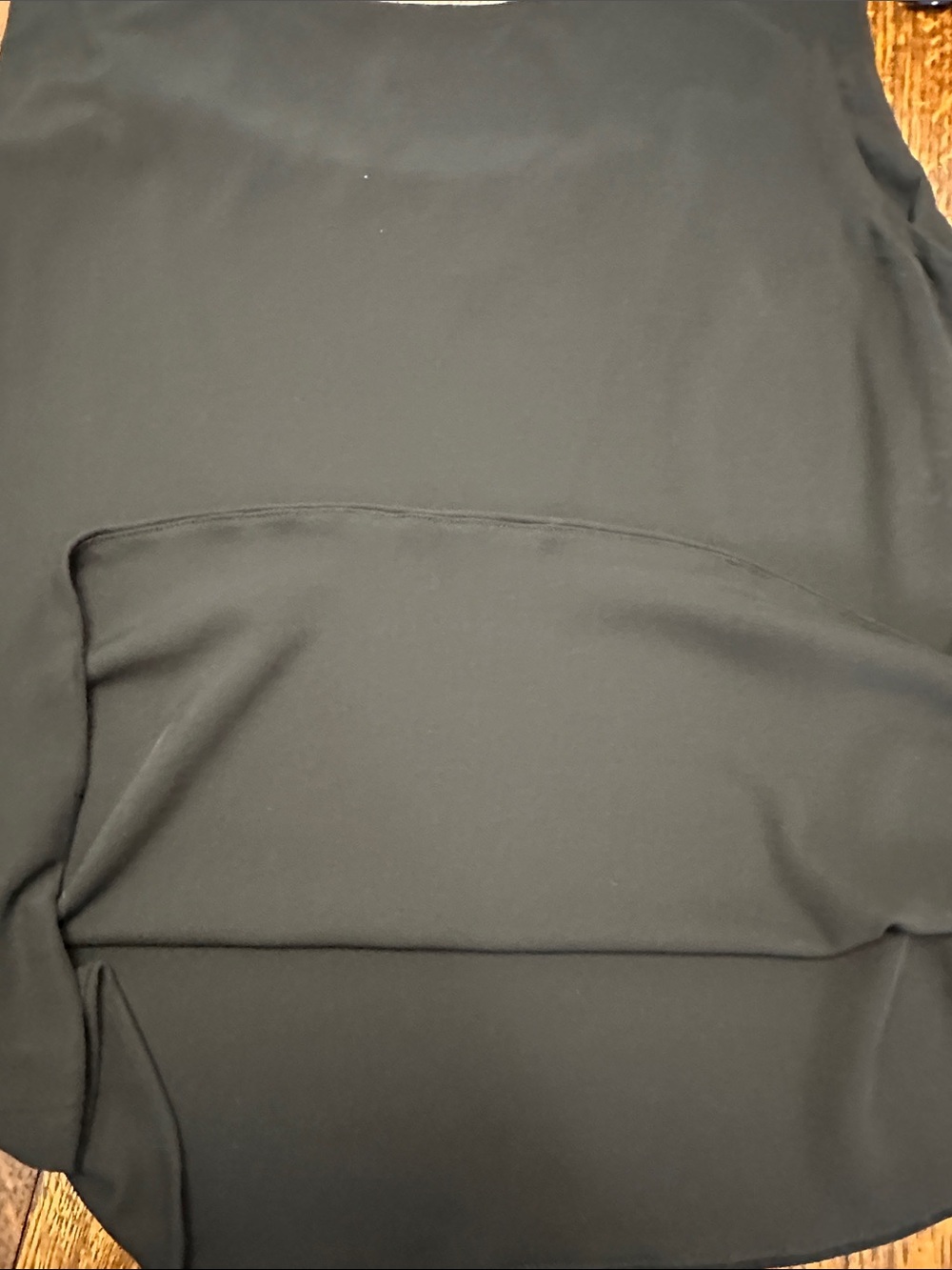 Worth 100% Silk Tank Top - Picture 4 of 5